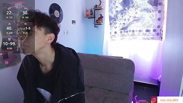 Snapshot of Nick_Bangover_ chatting on 11/19/25, 05:13 Nick Bangover online show from 11/19/25, 05:13