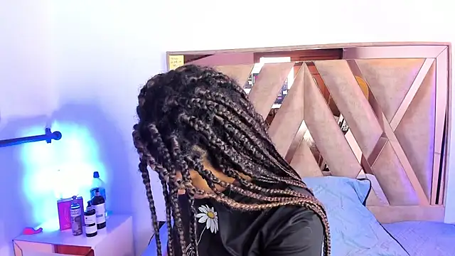 Katy ortiiz online show from 12/05/25, 11:42