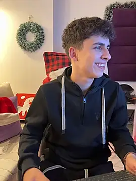 Snapshot of AdrianRinaldi chatting on 12/18/25, 08:12 AdrianRinaldi online show from 12/18/25, 08:12