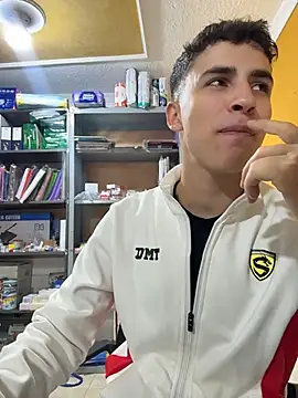 AdrianRinaldi online show from 05/03/26, 03:04
