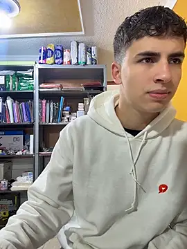 AdrianRinaldi online show from 05/14/26, 01:52