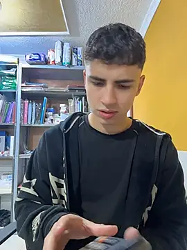 AdrianRinaldi online show from 05/09/26, 01:58