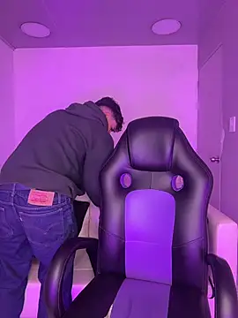 AdrianRinaldi online show from 02/10/26, 08:19