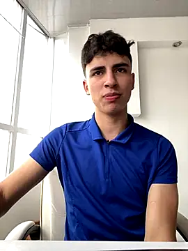 Snapshot of AdrianRinaldi chatting on 11/07/25, 08:13 AdrianRinaldi online show from 11/07/25, 08:13