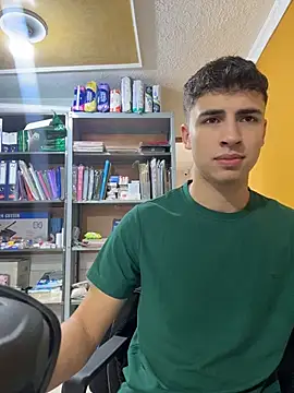 AdrianRinaldi online show from 05/20/26, 02:03