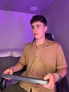 AdrianRinaldi online show from 03/11/26, 08:03