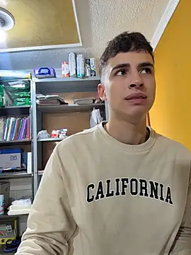 AdrianRinaldi online show from 04/23/26, 03:02