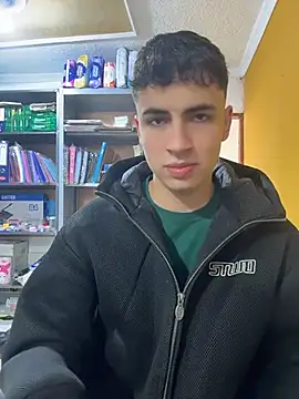 AdrianRinaldi online show from 05/28/26, 01:50