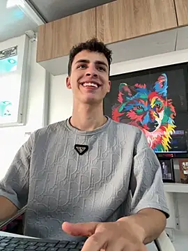 Snapshot of AdrianRinaldi chatting on 10/21/25, 08:41 AdrianRinaldi online show from 10/21/25, 08:41