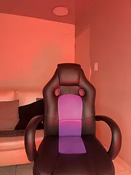 AdrianRinaldi online show from 03/07/26, 08:03