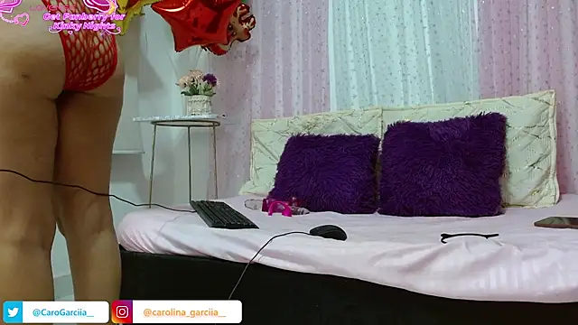 Carolinagarcia12345 online show from 12/14/25, 01:28