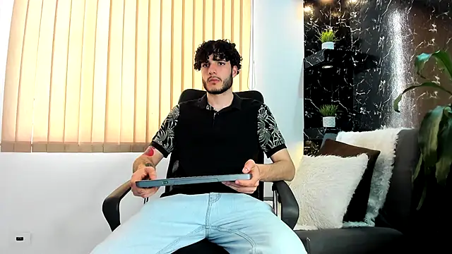 Rafael Mendezz online show from 11/08/25, 08:45