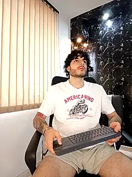 Rafael Mendezz online show from 12/15/25, 09:20