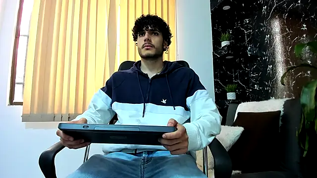 Rafael Mendezz online show from 11/19/25, 08:42