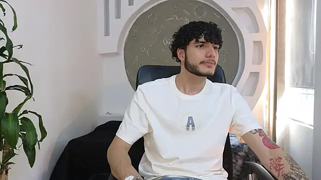 Rafael Mendezz online show from 10/19/25, 08:22