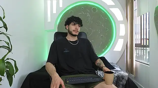 Rafael Mendezz online show from 10/17/25, 09:27