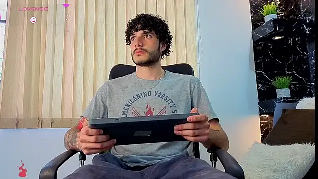 Rafael Mendezz online show from 12/02/25, 08:32