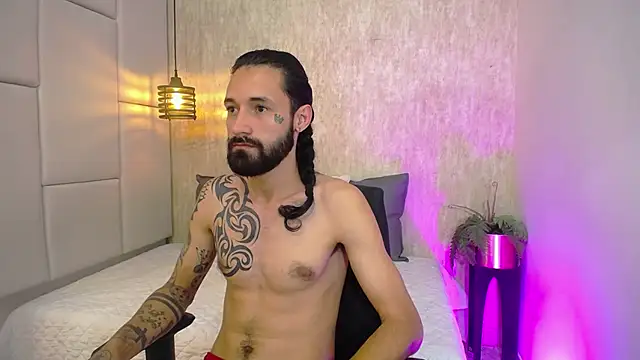 Snapshot of Hisoka_011 chatting on 03/03/26, 02:40 Hisoka 011 online show from 03/03/26, 02:40