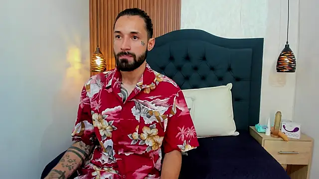 Snapshot of Hisoka_011 chatting on 02/11/26, 07:36 Hisoka 011 online show from 02/11/26, 07:36