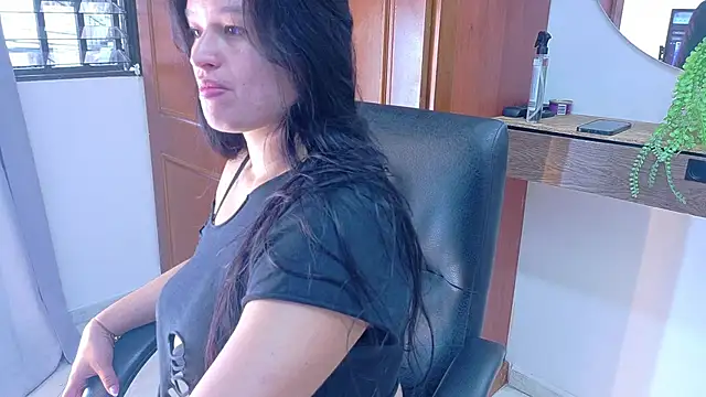 Snapshot of Jennifer_Vega1 chatting on 04/03/26, 08:59 Jennifer Vega1 online show from 04/03/26, 08:59