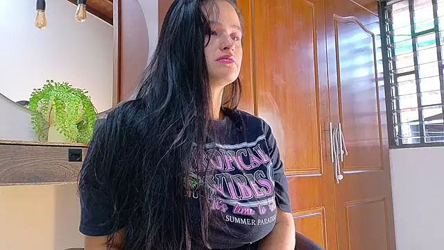 Snapshot of Jennifer_Vega1 chatting on 02/11/26, 08:31 Jennifer Vega1 online show from 02/11/26, 08:31