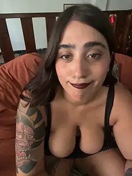 Snapshot of TatiTits chatting on 02/19/26, 06:16 TatiTits online show from 02/19/26, 06:16