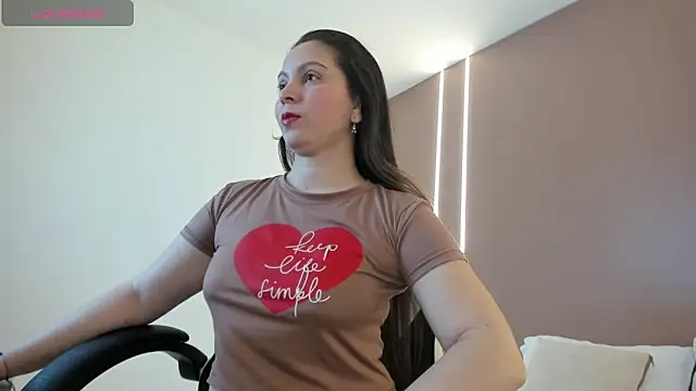 samantha 17  online show from 05/13/26, 02:29