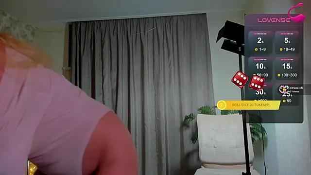 Julia Giulia online show from 01/09/26, 10:17