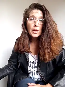 Merida2276 online show from 11/07/25, 03:27