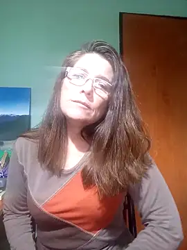 Merida2276 online show from 10/27/25, 04:19