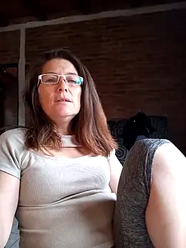 Merida2276 online show from 10/17/25, 03:14