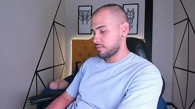 Marcus Soler online show from 03/25/26, 01:43