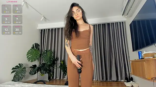 Morena Dolce online show from 03/20/26, 01:12