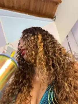 Kylie Jennerr online show from 01/12/26, 05:42