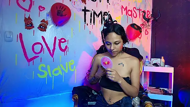 Sweettpleasure online show from 10/31/25, 02:13