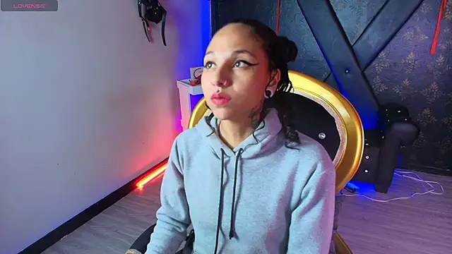 Sweettpleasure online show from 03/20/26, 02:29