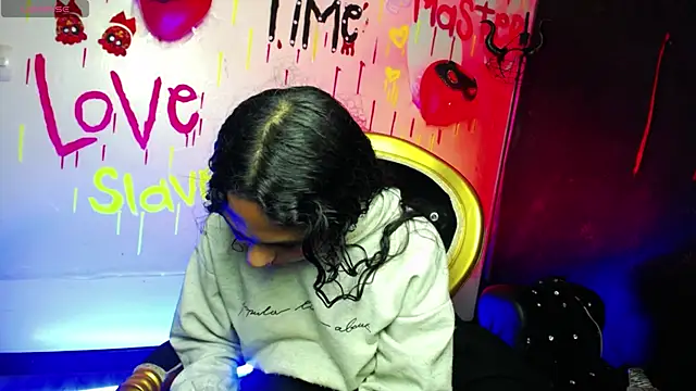 Sweettpleasure online show from 10/22/25, 02:16