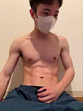 Yuma0718 online show from 05/17/26, 01:33