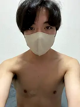 Yuma0718 online show from 10/15/25, 10:34