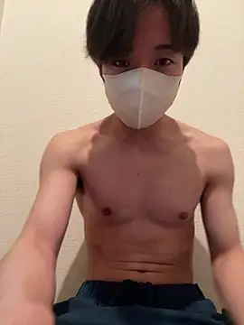 Yuma0718 online show from 04/28/26, 11:47