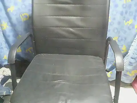 WetHornyPusy4u online show from 04/25/26, 11:02