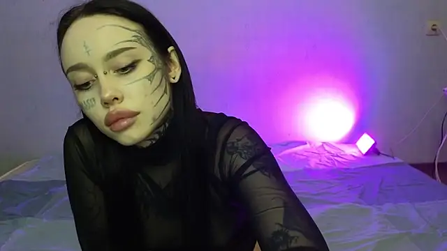 Somniyaa online show from 12/14/25, 02:22