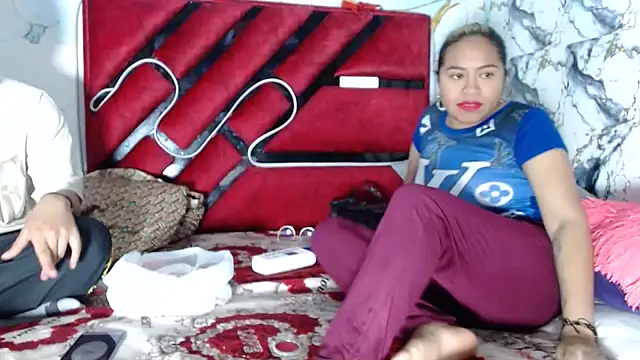 hot lady19 online show from 02/26/26, 08:31