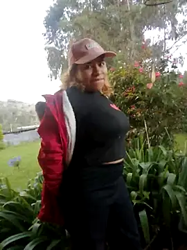 hot lady19 online show from 12/19/25, 09:28