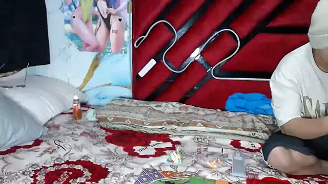 hot lady19 online show from 02/16/26, 09:13