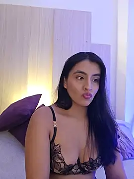 AliishaPss online show from 05/26/26, 07:34