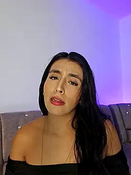 AliishaPss online show from 11/13/25, 03:43