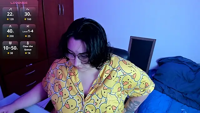 Snapshot of moira_smiler chatting on 07/17/26, 09:17 moira smiler online show from 07/17/26, 09:17