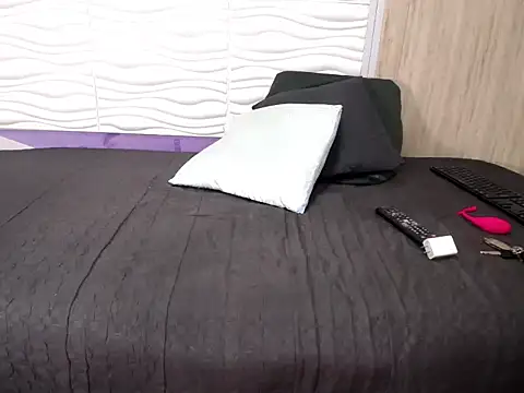 afroditoo online show from 11/27/25, 01:50