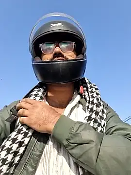 YoursThickDick online show from 01/17/26, 04:05